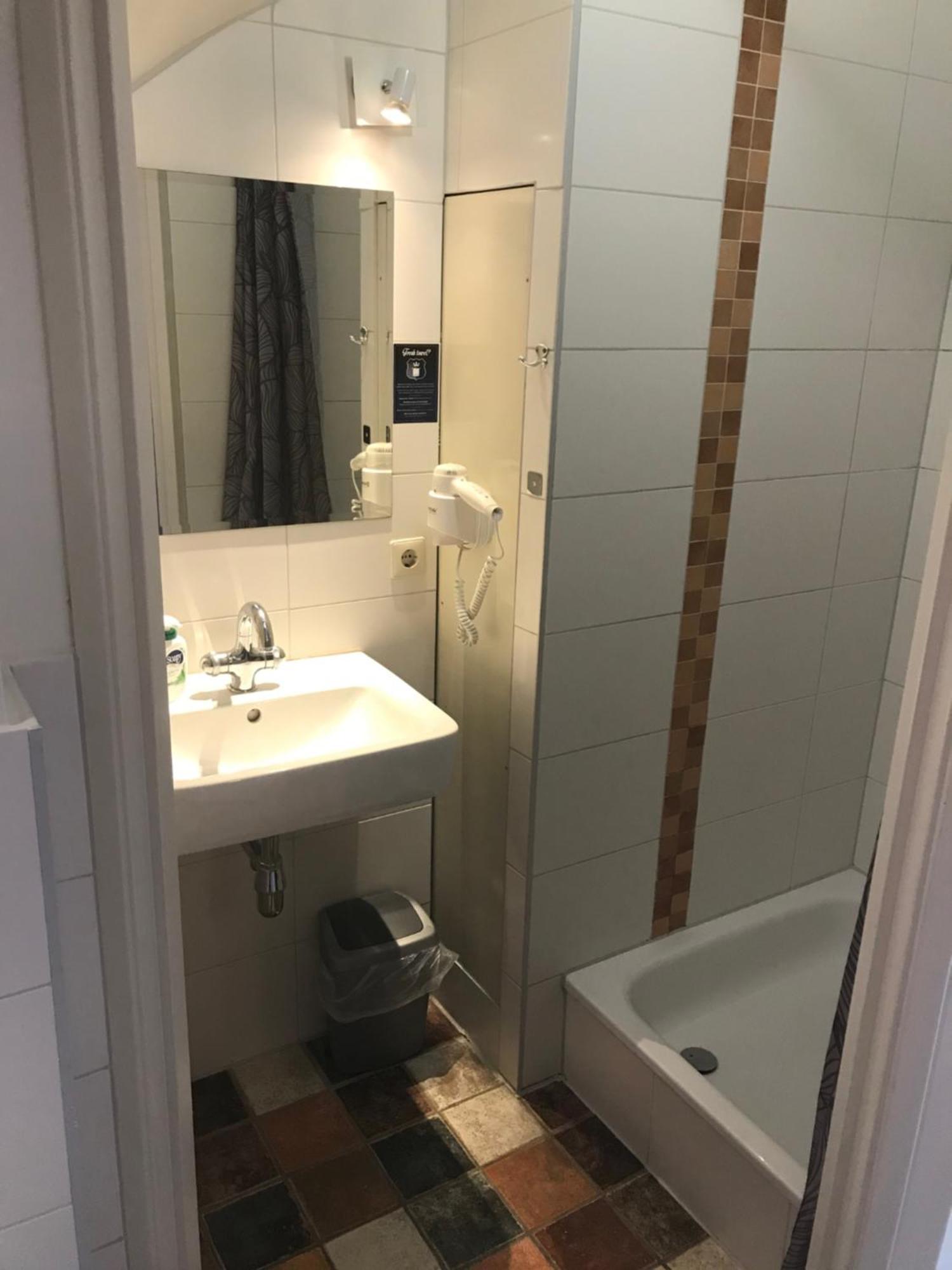 Kings Inn City Hotel Alkmaar Szoba fotó